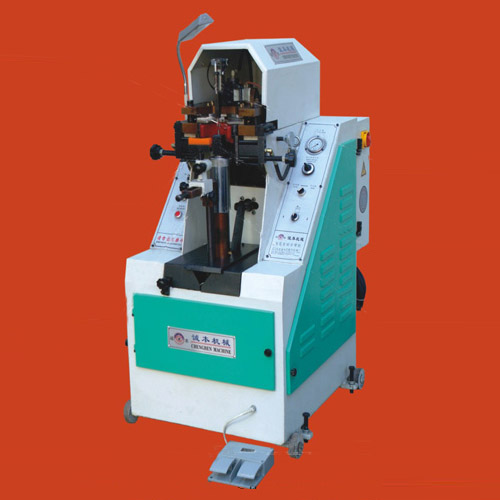 CB-8188新型后踵結幫機